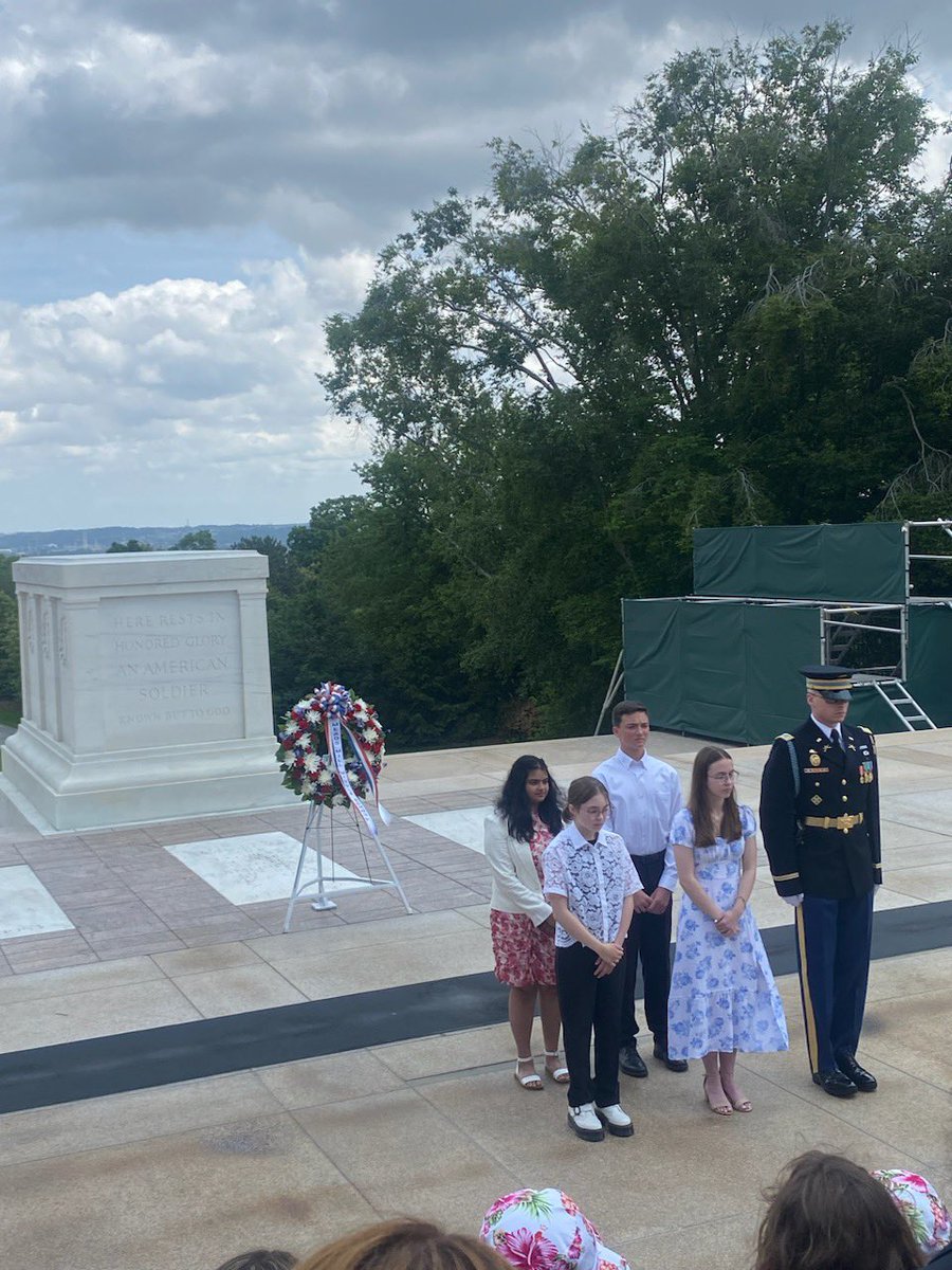 JoeRohrhoff's tweet photo. Another DC trip in the books. Highlights included the spy museum, karaoke on the bus, and a students vs chaperones soccer game at Wash. monument.  Was also great to meet up with friends from DC, including former students that are now interning in DC/giving tours of the Capitol. https://t.co/oKO2iAdlXO