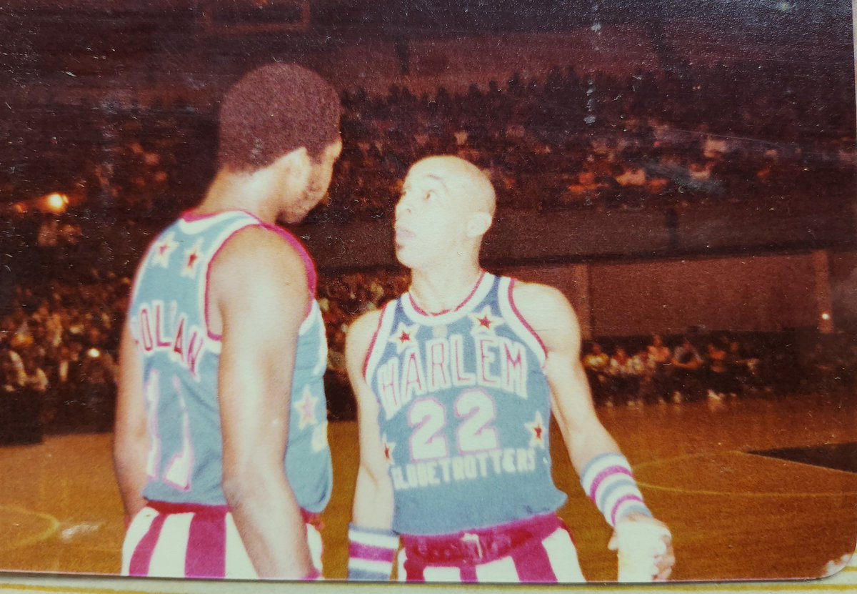 General Lee Holman and Curly Neal, circa 1981.  We were close enough to get the cup of water thrown on us. My sister caught the cup but threw it back at them. https://t.co/mYxe2GEpEH