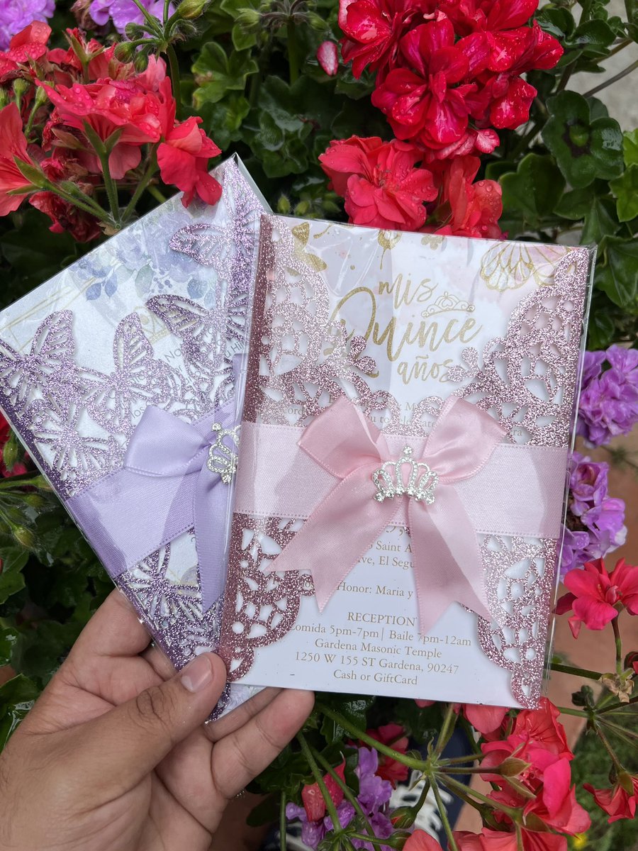 Juanito1993's tweet image. #invitationdesign #quinceañera #sweet16  #quince #glitter #glittercardstock #sweet16 #quinceañera #quinces #lasercutinvitation #glitterinvitations #invitations #invitation #quinceanerainvitations #quinceanera #eiffeltowerinvitations #lasercut etsy.com/listing/147425…