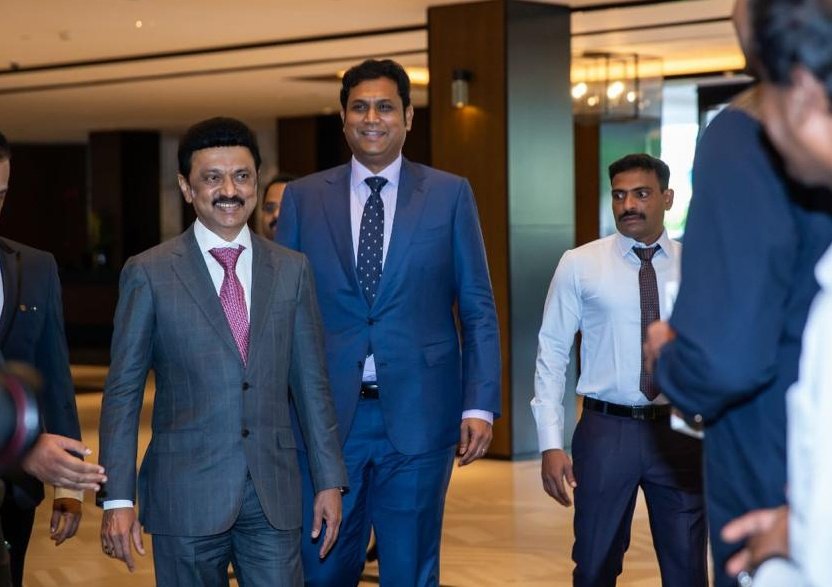 Tamizhachi_Offl's tweet photo. Every step matters ! #CMStalinInSingapore https://t.co/hFFTboR4SL