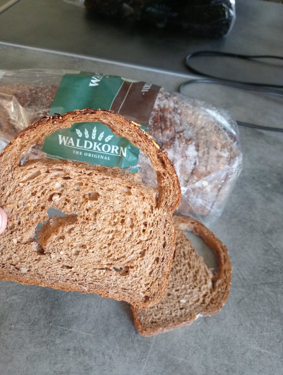 Vandaag maar een extra boterham meenemen naar mijn werk 😅

#HalloJumbo