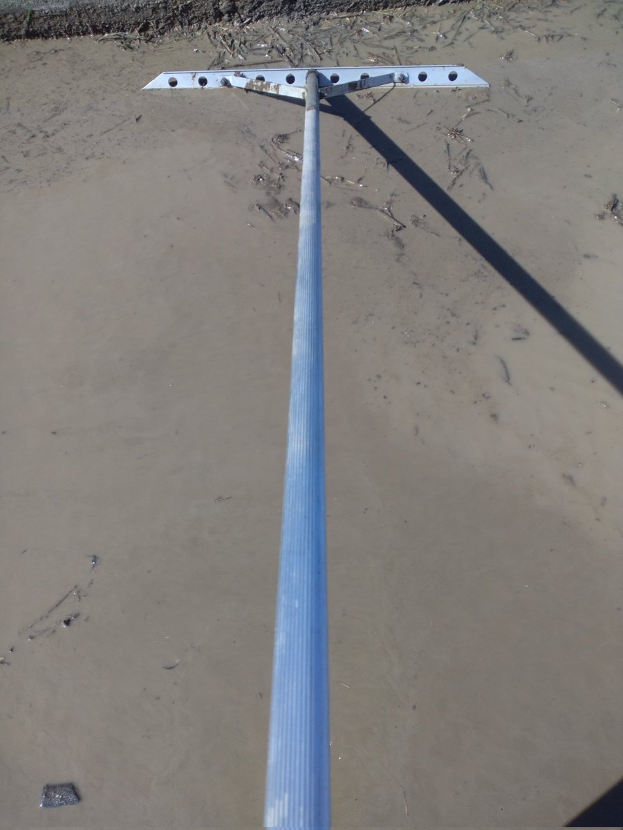 kaami86's tweet image. 大人の泥遊び
#腰が痛い