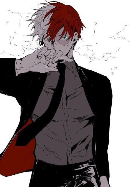 SmileGreycloud's tweet photo. The Cosplayer           The Character https://t.co/DNglAdpd5I