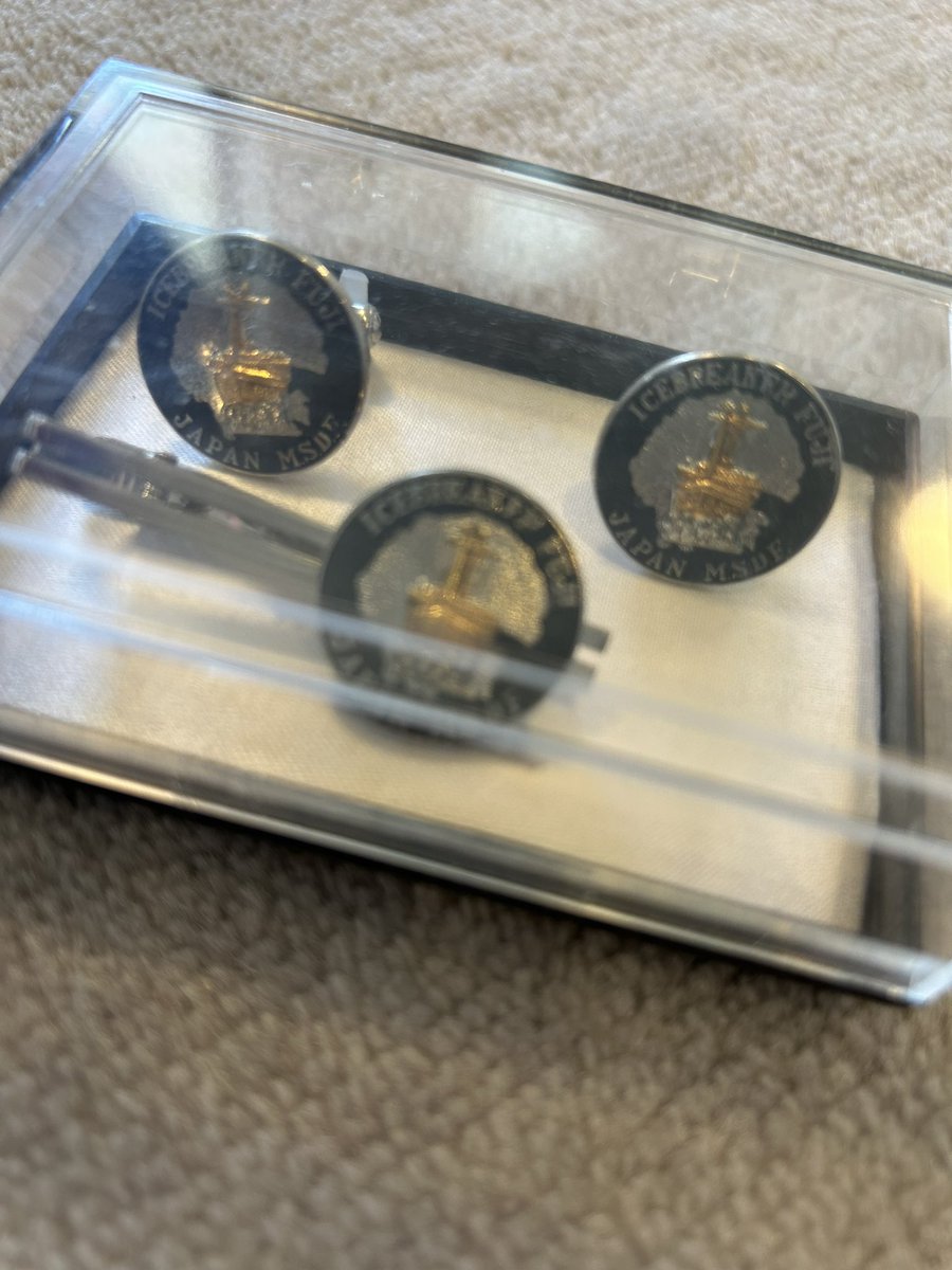 kintarou_himago's tweet photo. テレビ朝日さん宛に、
しらせが好きな一朗太君へ。と帽子とタイピンが届きました。
見た事がない色の帽子です🥹
(詳しい方はわかるのかな💦)
是非、お礼を、、と住所を聞いていただいてますが、連絡が無いので本当にお気持ちで送っていただいたのかもしれません。
本当に、
ありがとうございます。 https://t.co/QurWJAYewK