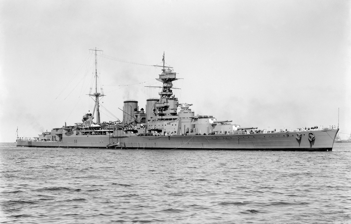#OnThisDayInHistory, May 24th, 1941, #HMSHood was lost during the Battle of Denmark Strait. One lucky shot from German Battleship Bismarck left a crew of 1,415 dead, with only 3 survivors.

'The Mighty Hood', the pride of the Royal Navy was lost.

Lest We Forget!