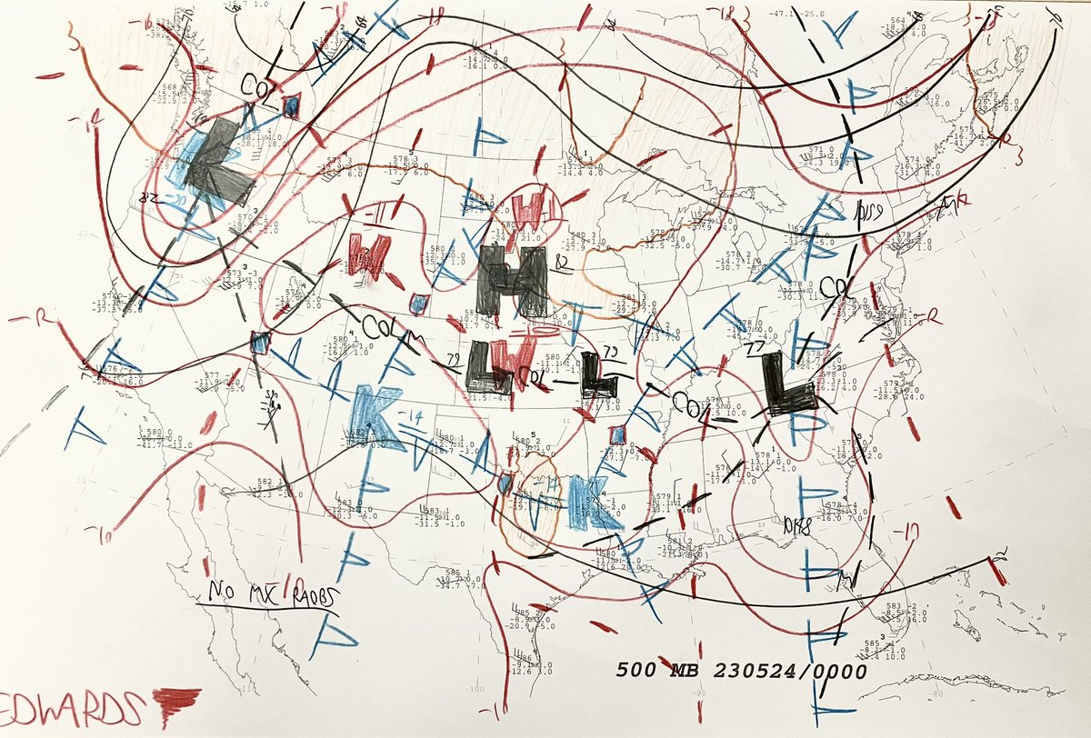 SkyPixWeather's tweet image. One sign of the warm season—or at least a warm-season pattern—is a chaotic 500-mb analysis liberally sprinkled with weak, subtle features.  These still can be convectively influential, and as such, demand forecasters’ diligent attention.  #meteorology #diagnosis #HandAnalysis