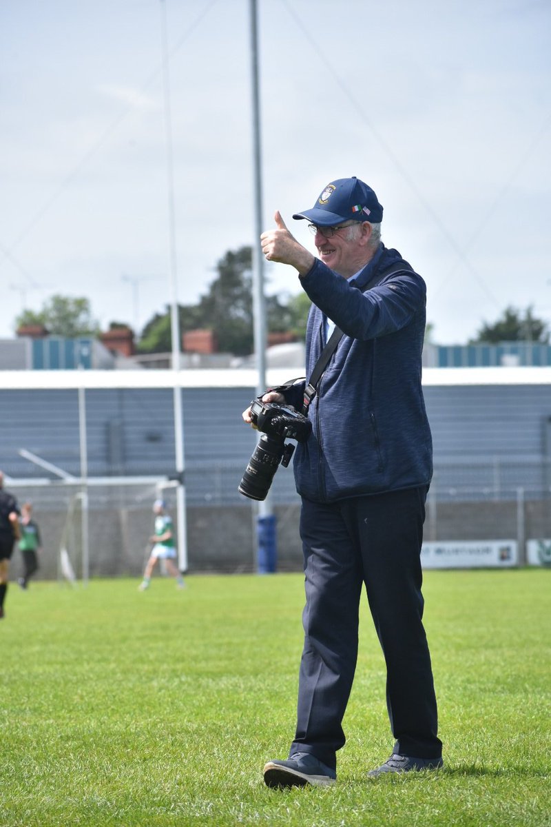 Barry Williams tweet media