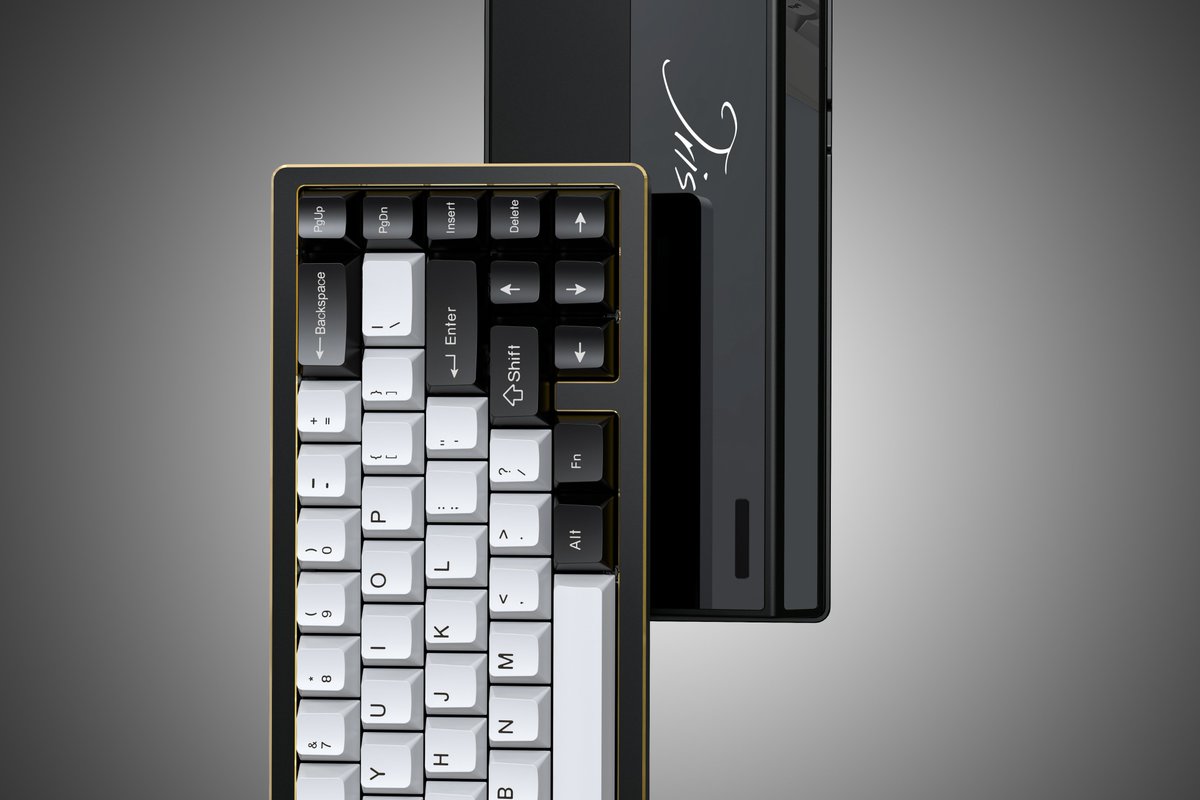 KeyclubMy's tweet photo. 🔥JRIS65 R2 GB is coming soon!
❤️🖤2 limited edition case: Red, Black
🤩Follow me to not miss out on the group buy information.
#keyboard #customkeyboard #mechanicalkeyboard #keyboards #diykeyboard #diykeeb #keyboardplayer #mykeyclub #desksetup #budget #bugetfriendly https://t.co/CBLLCbWT65