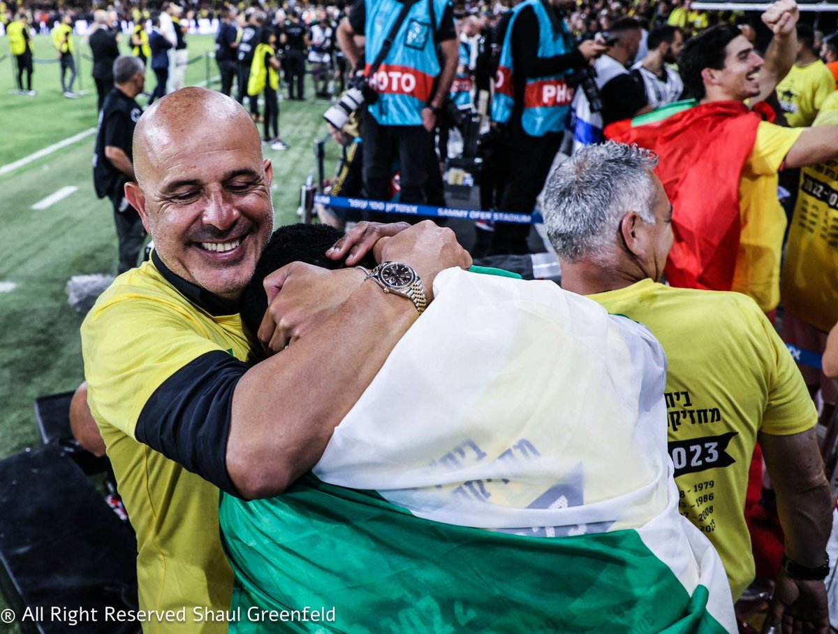 BabaGol_'s tweet photo. More photos from yesterday's 🇮🇱 #StateCupFinal. The joy of the winners
📸 @shaulig https://t.co/AfBIuqFqve