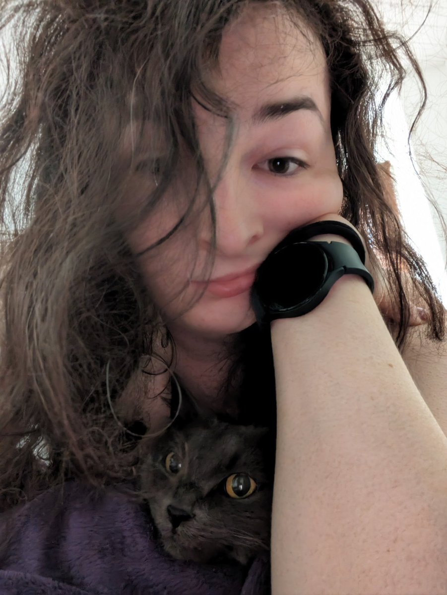 Aliceinwunderland tweet media