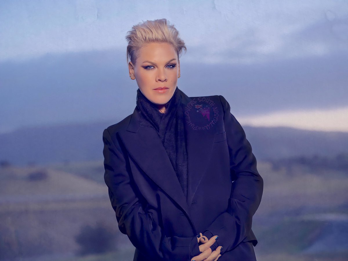 “SEXY &amp; SMART ARE NOT OIL &amp; WATER -
“YOU DON’T HAVE TO DUMB YOURSELF DOWN TO BE CUTE “ 
- P!nk🥰