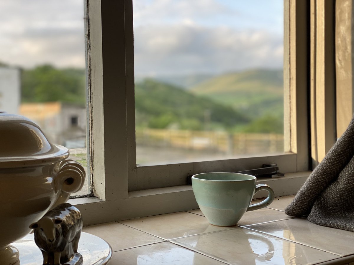 woolismybread's tweet photo. Good morningโฆ preparing for a farm tour having a brew with a view .. I love sharing this place I call home . Farm tour details are on my website.. link in bio above โฌ๏ธ #farm #farmtour #visit #visitafarm #shepherdess https://t.co/dV1Mz3YzXR