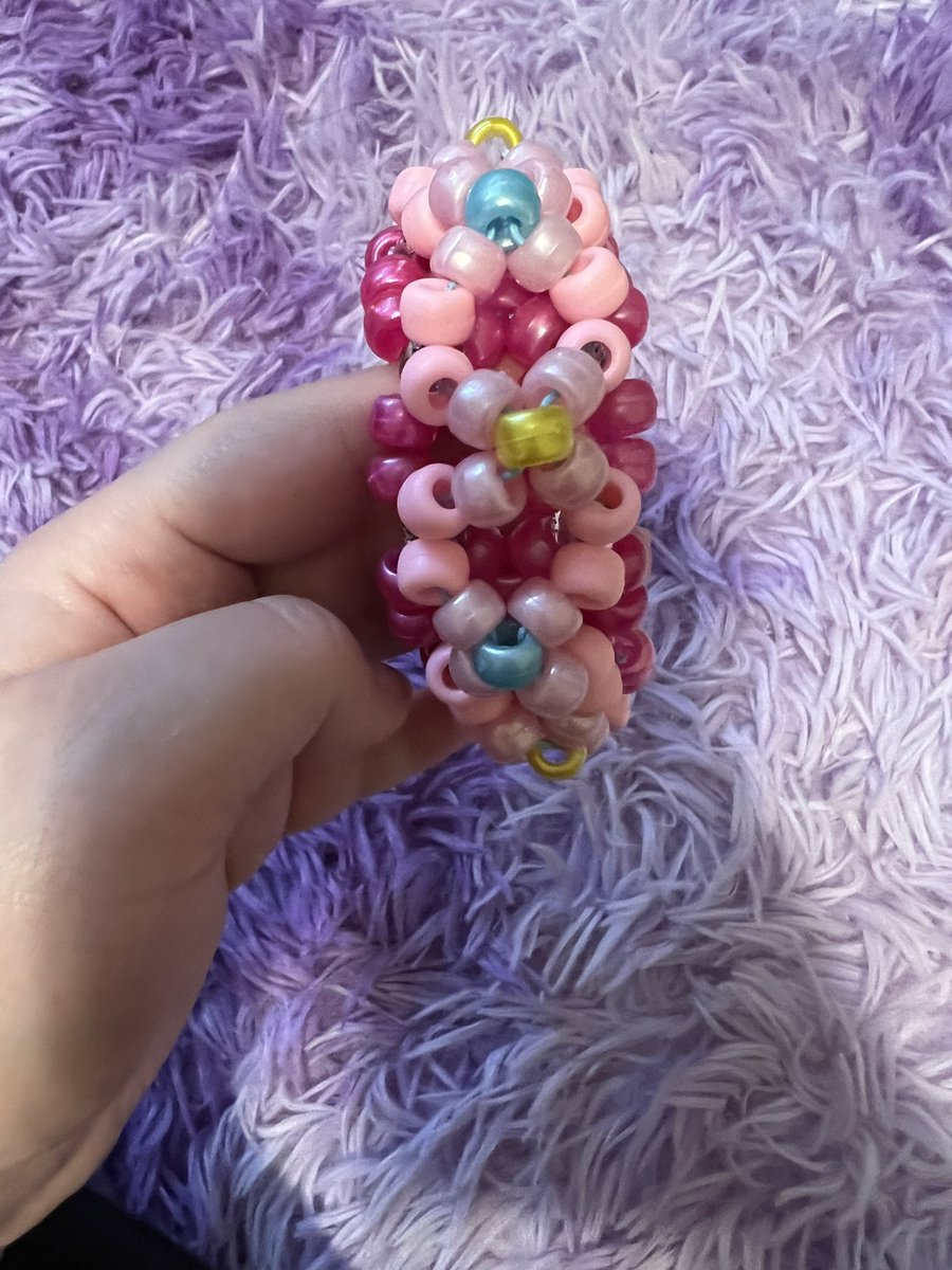 cozmicmeg's tweet photo. I made a #PinkiePie inspired kandi cuff today! 

#mlp #mylittlepony #kandi #kandicuff #plur #3dkandicuff https://t.co/hjmhP56oQM