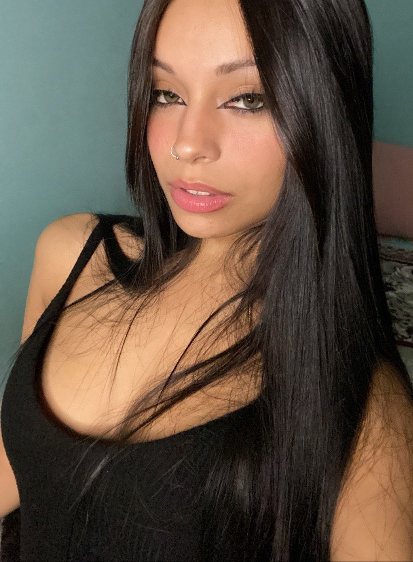 bella (@arabellagrndl) on Twitter photo 