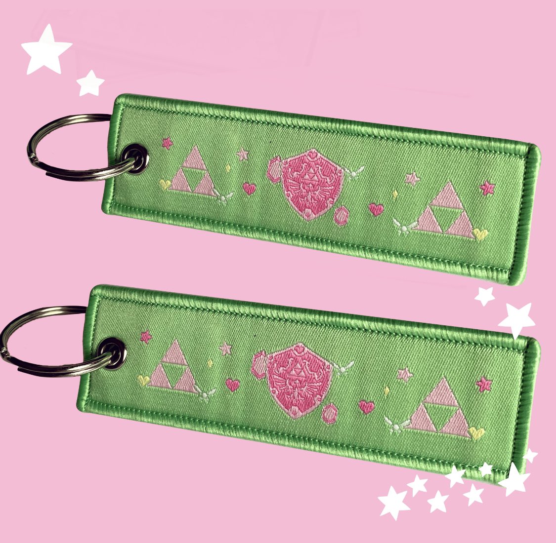 lilmothshop's tweet photo. New items available ! Deskmat, pins &amp; keychains 
https://t.co/Sq8aMSthm6 https://t.co/Ppb6edHhFQ