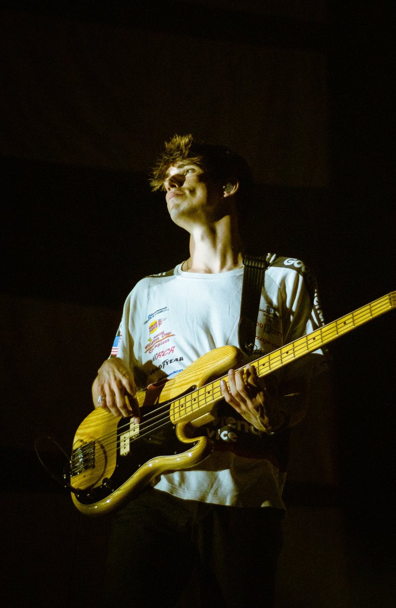 big love for @thehalocline as always 🫶🏼🐎 shot for @easeupmag — last night in stl