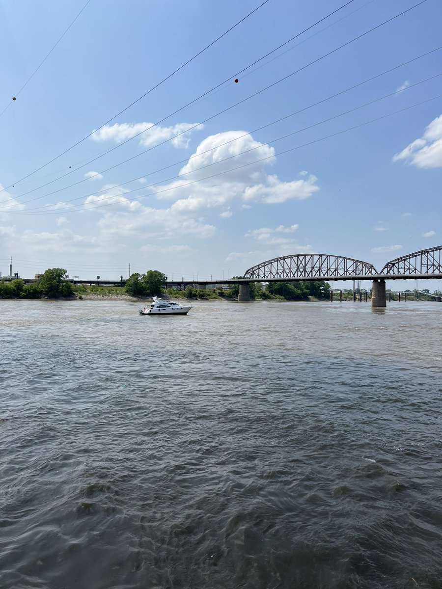 sammasterson22's tweet photo. A multi-million yatch ran into a rocky chevron in the Mississippi River just north of downtown St. Louis. The vessel was well named: Rock O https://t.co/x7cwk3AhUY