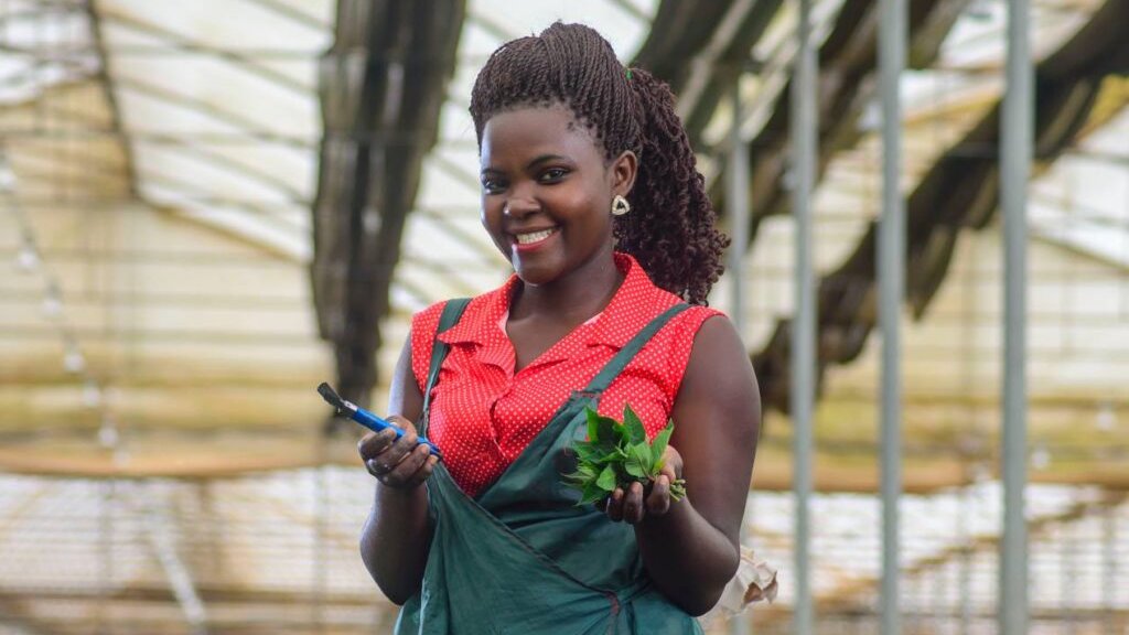 EatThis_network's tweet photo. 🌱In the last month, it was #plantappreciationday, #dayofplanthealth and #fascinationofplantsday. Three great occassions to celebrate plants and everything they do for us!

#weloveplants #plantlove #howtofeedtheworld #howtofeedtheworld2050 #futureoffood #plantsforlife https://t.co/ONVo4OuDiK