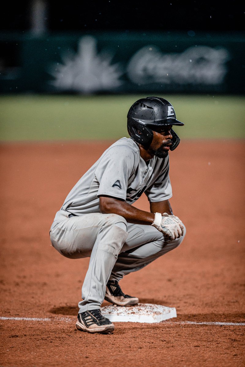 EKU Baseball tweet media