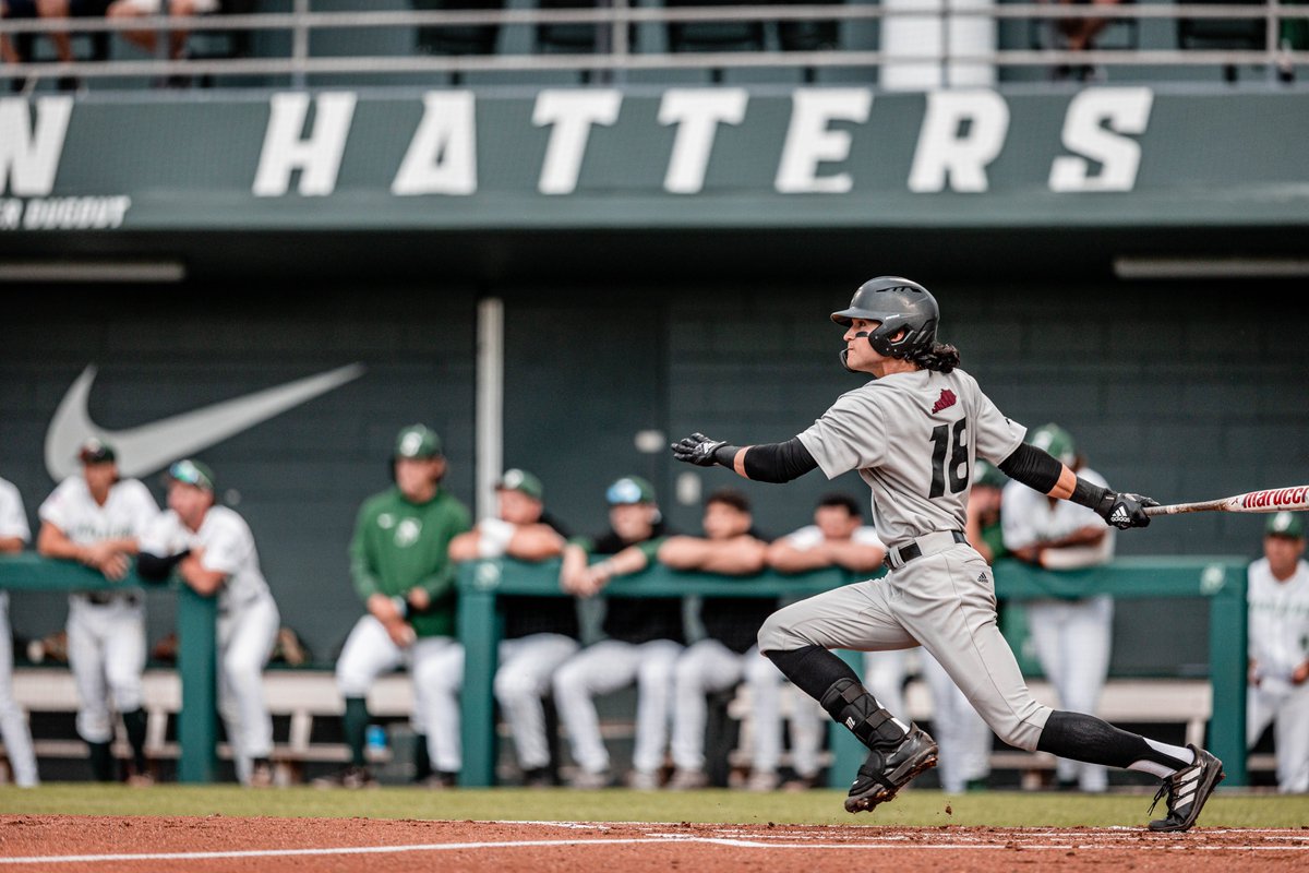 EKU Baseball tweet media
