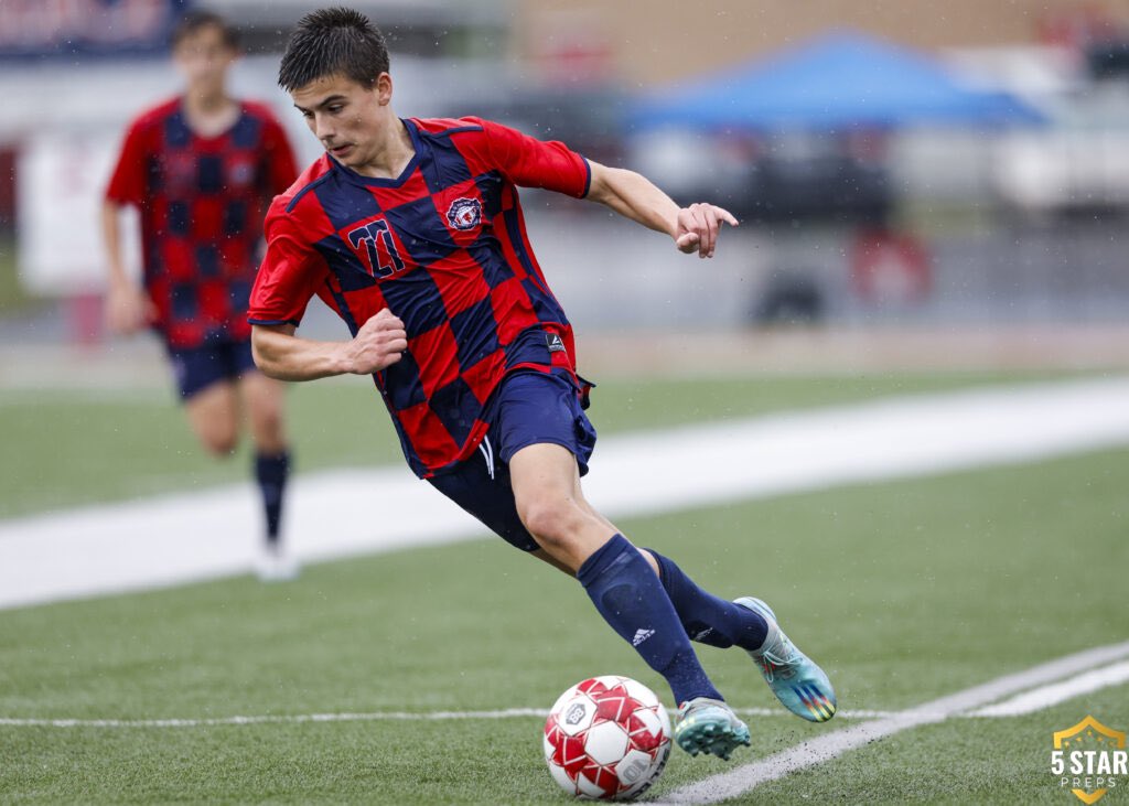 5StarPreps's tweet photo. STATE SOCCER COVERAGE ⚽️⚽️

Presented by @KOCortho 

The Halls Red Devils, in their first ever appearance at state, win 2-0 and advance to the AA semifinals. 

FREE READ ▶️ https://t.co/xd2Bc2yLWZ https://t.co/KDkrTpxuaz