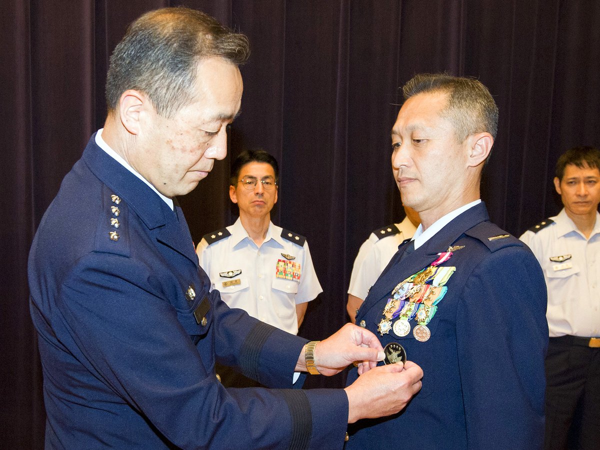 5月23日、市ヶ谷基地において航空自衛隊准曹士先任交代式が行われ、第