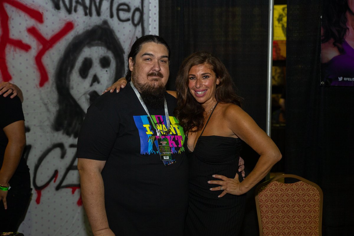 midnight_trash's tweet photo. Happy Birthday to the amazing Felissa Rose.
#HappyBirthday https://t.co/s0B96dCbHv