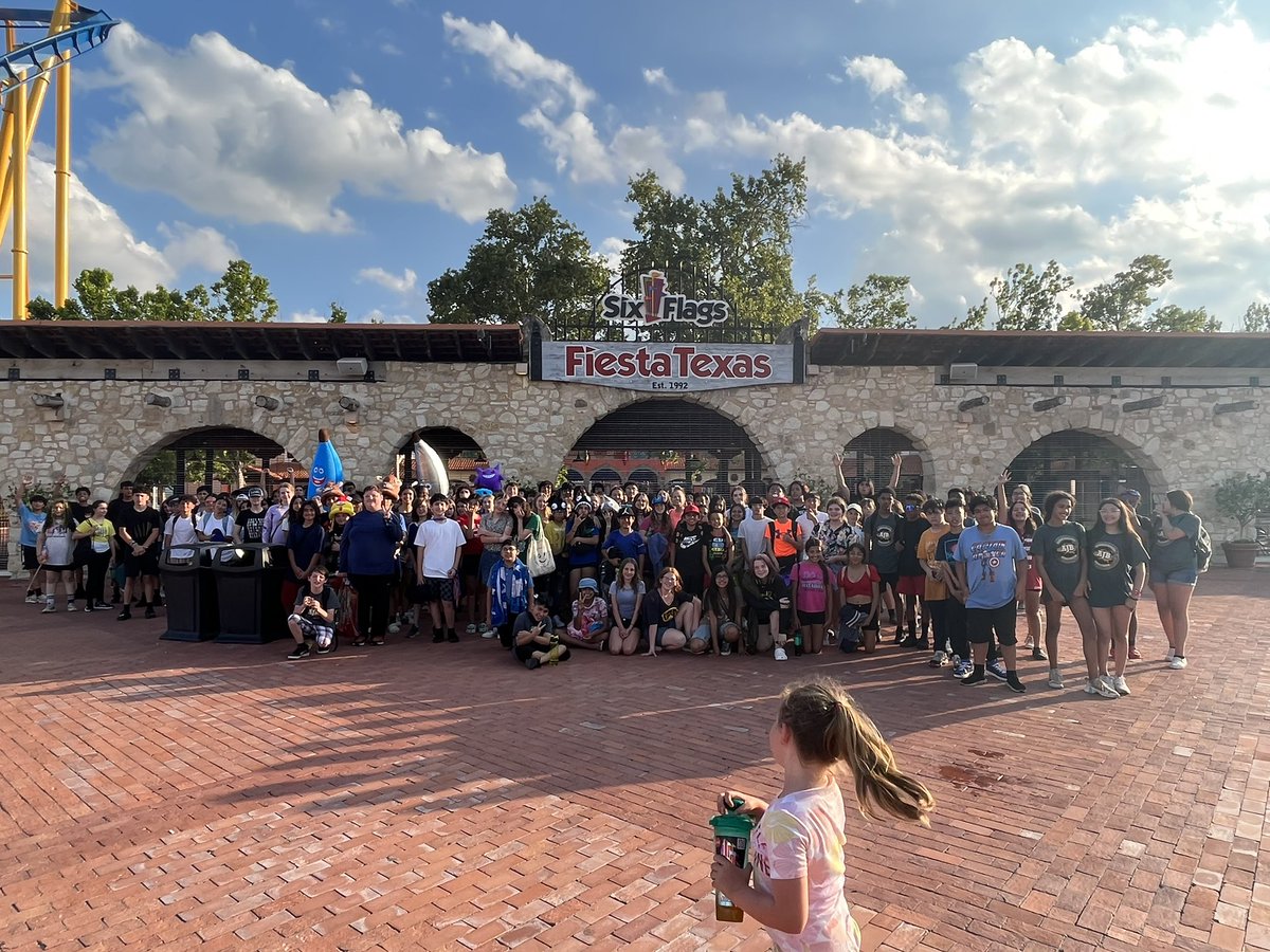 AJBtoroband's tweet image. Good (and hot) times were bad by all!
Fine Arts Trip 2023 is a wrap. 
#SixFlags #SpringTrip #WorkHardPlayHard
