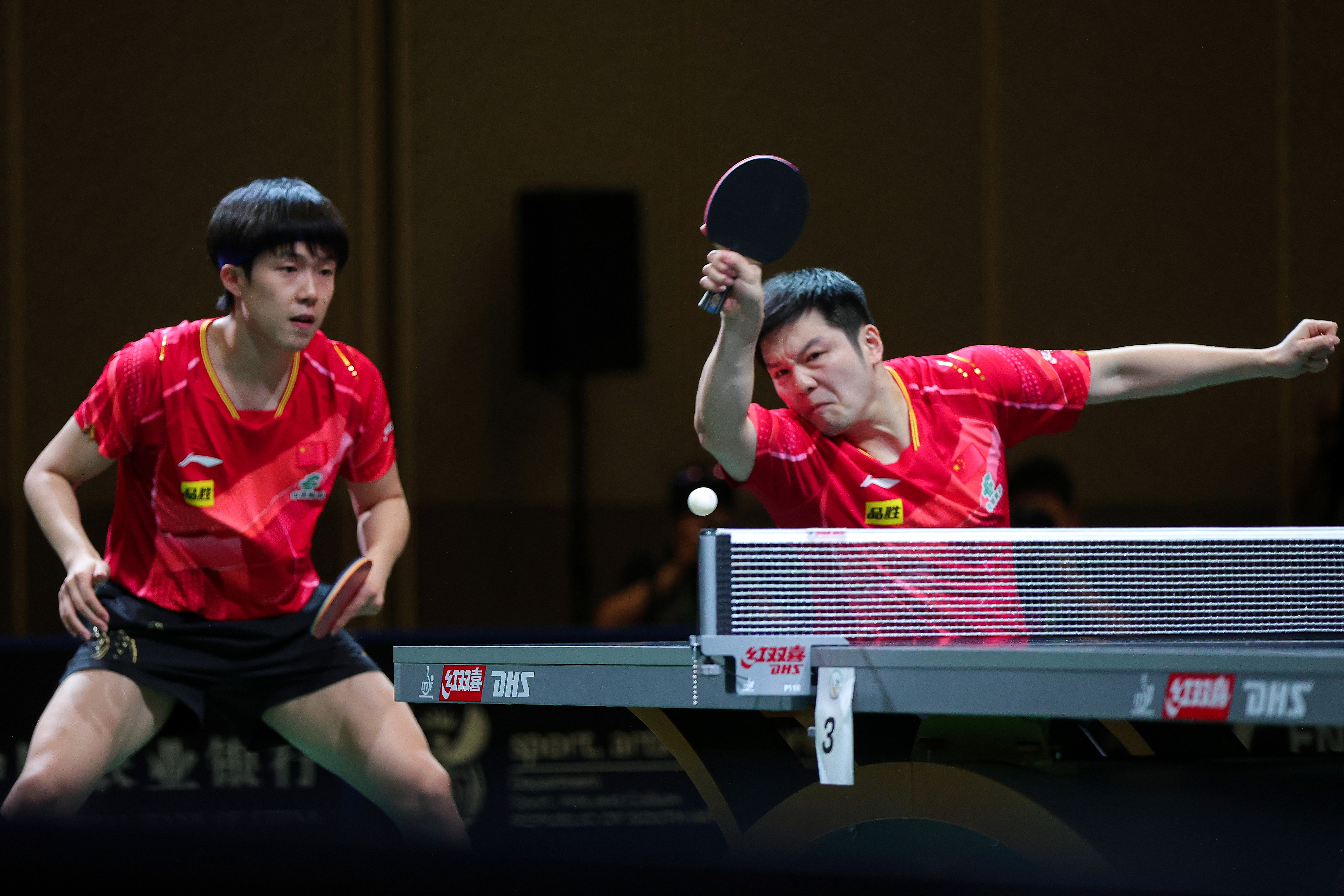CGTN Sports Scene on Twitter: "#Durban2023 ???? - Day 3 ???????? China's Fan  Zhendong &amp; Wang Chuqin faced stiff resistance from French young duo  Alexis and Felix Lebrun and won 3-2（11:7,11:5,8:11,9:11,11:7) to