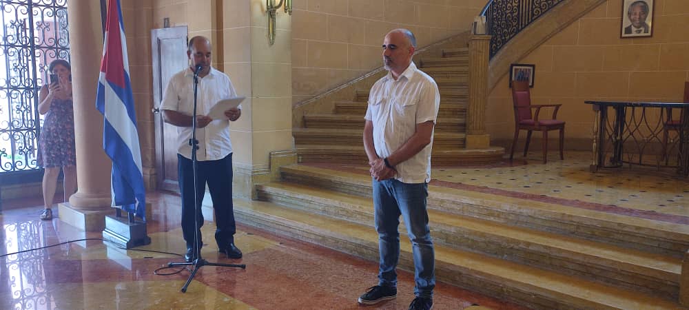 Ana Hurtado tweet media