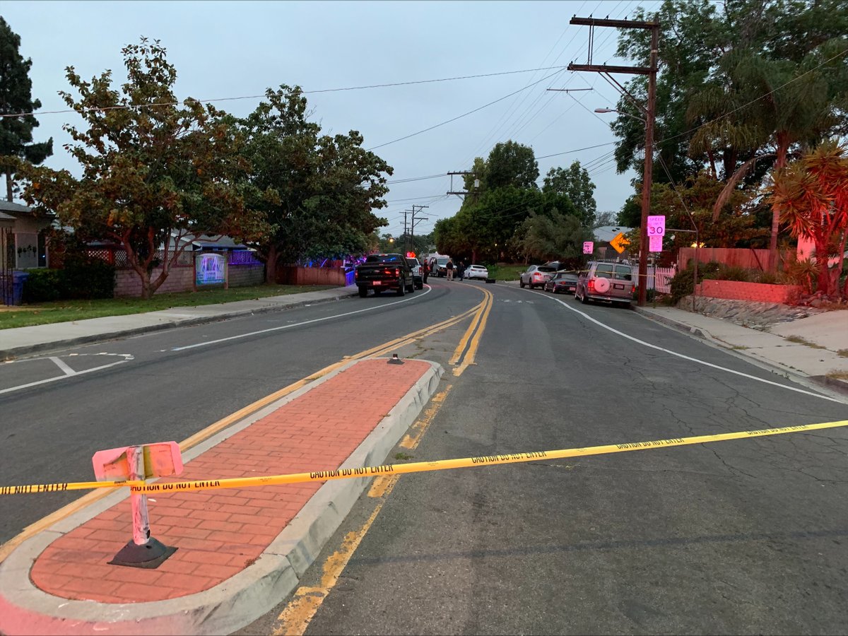 #BREAKING A <a href="/DEASANDIEGODiv/">DEASanDiego</a> Agent was hospitalized Tuesday evening after being bit by a dog while serving a search warrant in #LaMesa. The dog was fatally shot "in an effort to minimize the threat to human life," an agency spokesperson says. #NBC7