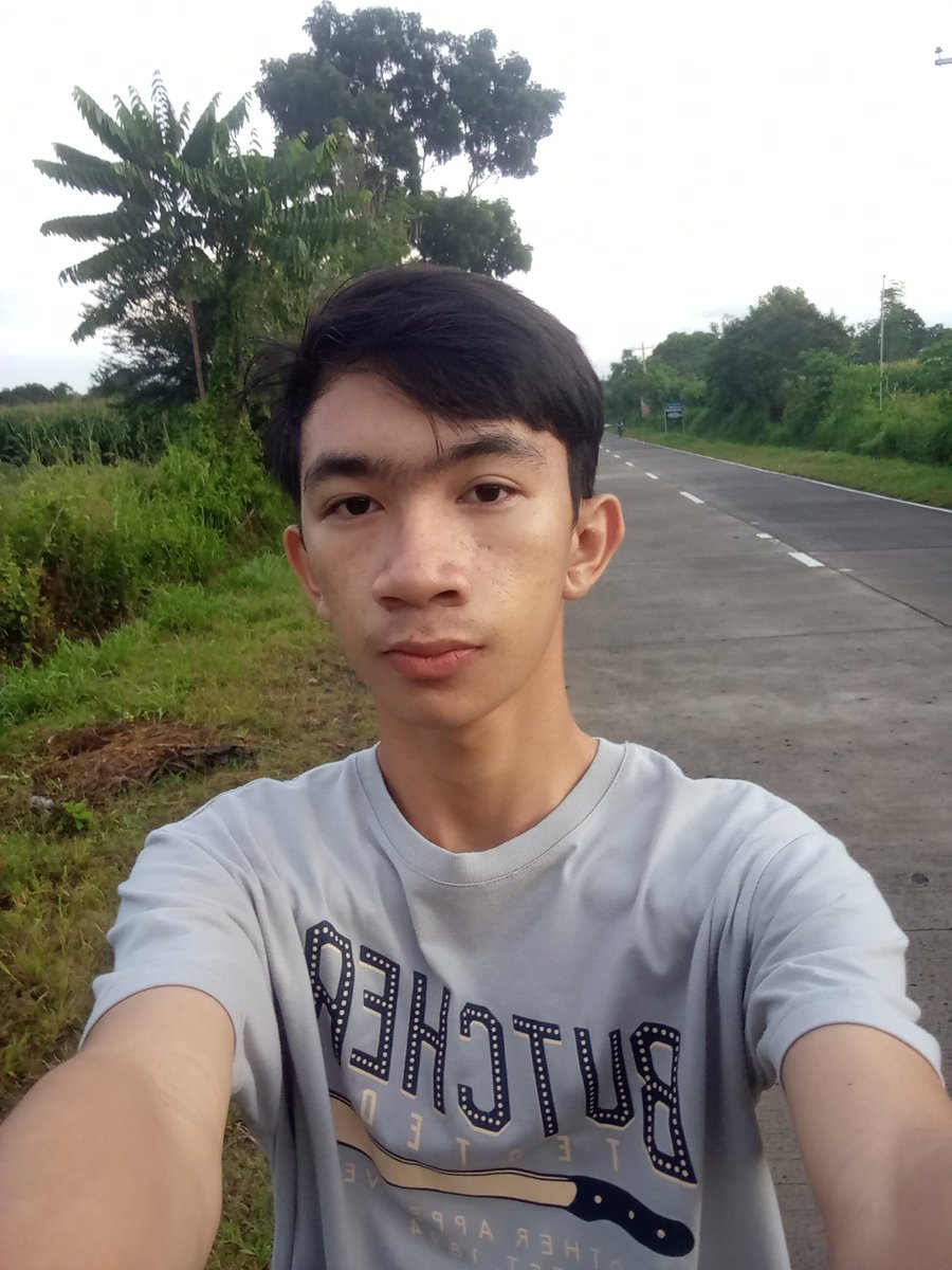 victxrbenjamin's tweet photo. morning walk https://t.co/00pwdIjAjt