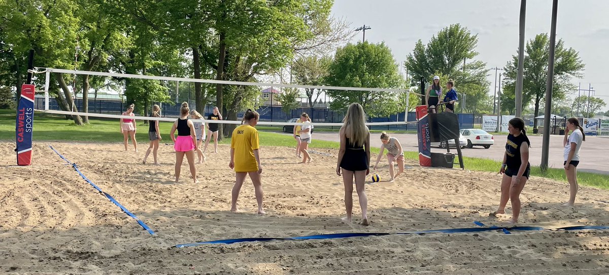 KatoGLAX's tweet photo. With the JV season coming to a close last night, our Kato lax family celebrated a wonderful season with some sand volleyball, bags, treats, and camaraderie! What a wonderful day for some team bonding with our lax family!🥰🥍 #KatoLax #LaxFam https://t.co/HSisRaHip0