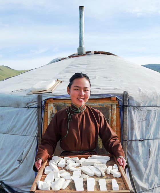 orgilbulganb's tweet photo. Aaruul is made by drying curdled milk, resulting in chewy and slightly sourish morsels. Packed with protein and calcium, this nutritious snack is beloved by Mongolians. 

More about Mongolian dairy food: https://t.co/HDlCsBrErD https://t.co/fYk16W0WCy