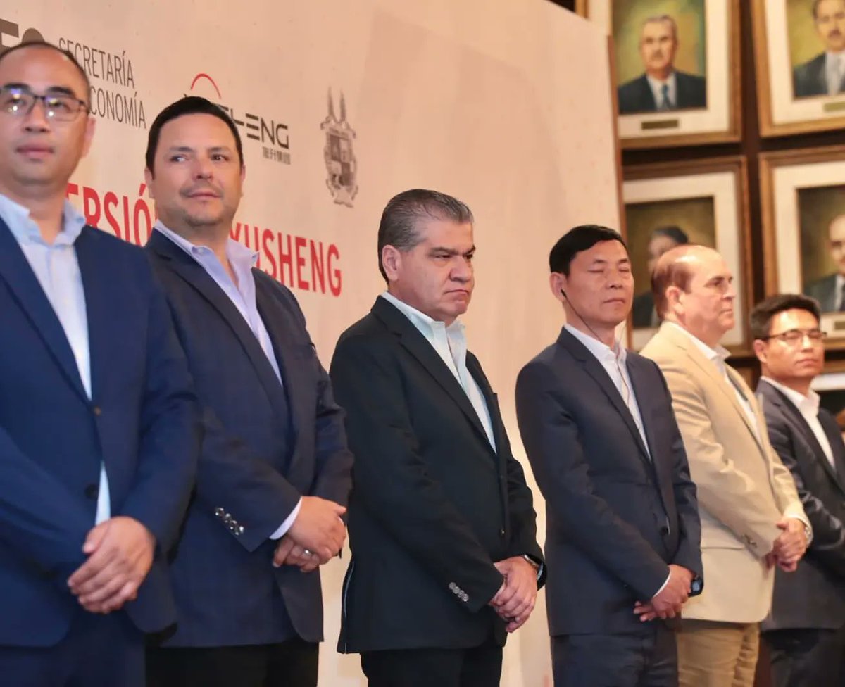 GobDeCoahuila's tweet photo. Con una #inversión de 350 millones de dólares y la generación de 1,200 #empleos, se anunció la llegada a #Coahuila de la empresa #Xusheng, en ceremonia en la que el gobernador @mrikelme y el alcalde @chema_fraustro acompañaron a directivos de la empresa de origen #chino🇨🇳. https://t.co/DghLCOxn17