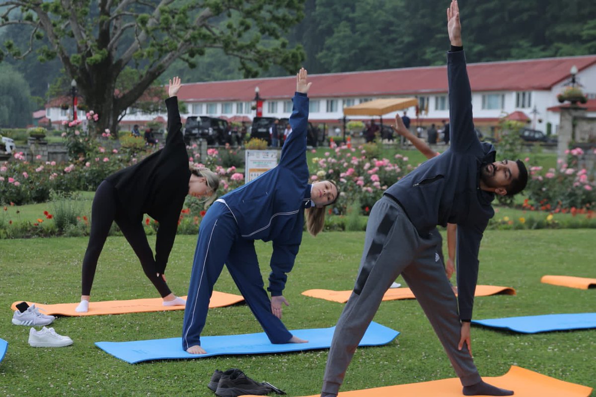 A rejuvenating morning yoga session held for the delegates of the G20 TWG held at Srinagar.
#G20 #Srinagar #JammuKashmir 
#yoga #detox #rejuvinate 
@SyedAbidShah