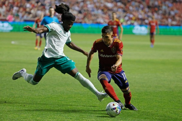 ONBET2's tweet photo. Dự đoán và soi kèo chi tiết trận Colorado Rapids vs Real Salt Lake 9h00 ngày 25/5 - Cup Mỹ
https://t.co/IW2kus9HZJ
ĐĂNG KÝ NHẬN 130K MIỄN PHÍ
 #xổsố   #trựctiếp  #tròchơi  #báncá  #thểthao  #gamebài    #BóngDá #WorldCup #ManchesterUnited   #Mu88 #onbet https://t.co/HhSHsBCXwd