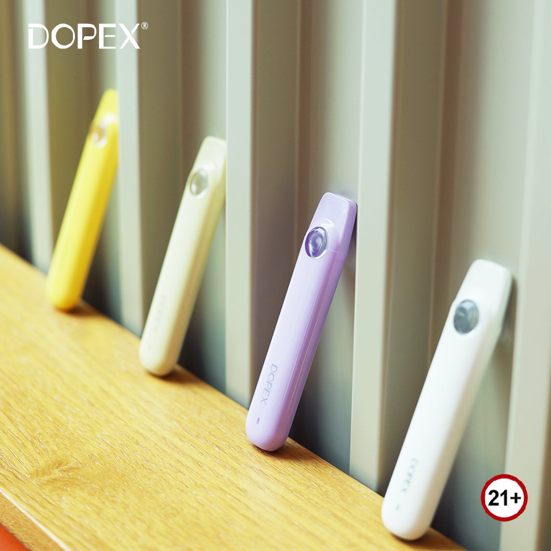 dopex_official's tweet photo. Chilled in summer with #Delta9XcelAstro🍃🍃

Powered by #GeneFlower core, it can literally elevate your vaping experience by even heating, lower vaporization temperature and natural flavor. Check the baby below👇

#DOPEX #vaping #vaporization #hemp #vape #delta8 #delta9 #ICCPP https://t.co/isuWZBAbgu