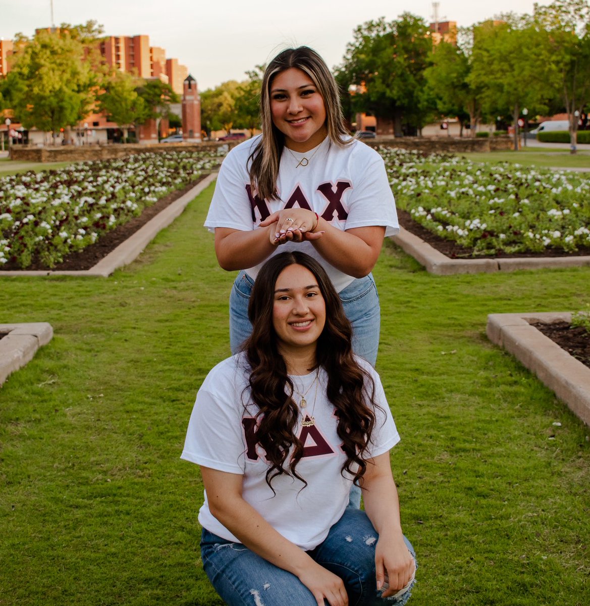 oukdchi's tweet photo. Meet Las Orquídeas of Alpha Omicron Class Spring 2023 ✨

🐧Naomi “Clío” Amaya
Big: Pamela “Estraea” Ramos 

Major: Construction Science 

#WhyKDChi: “Coming into college I knew I wanted to get involved on campus in some way. However, being a commuter my first year was a https://t.co/UNgiCrbrZF