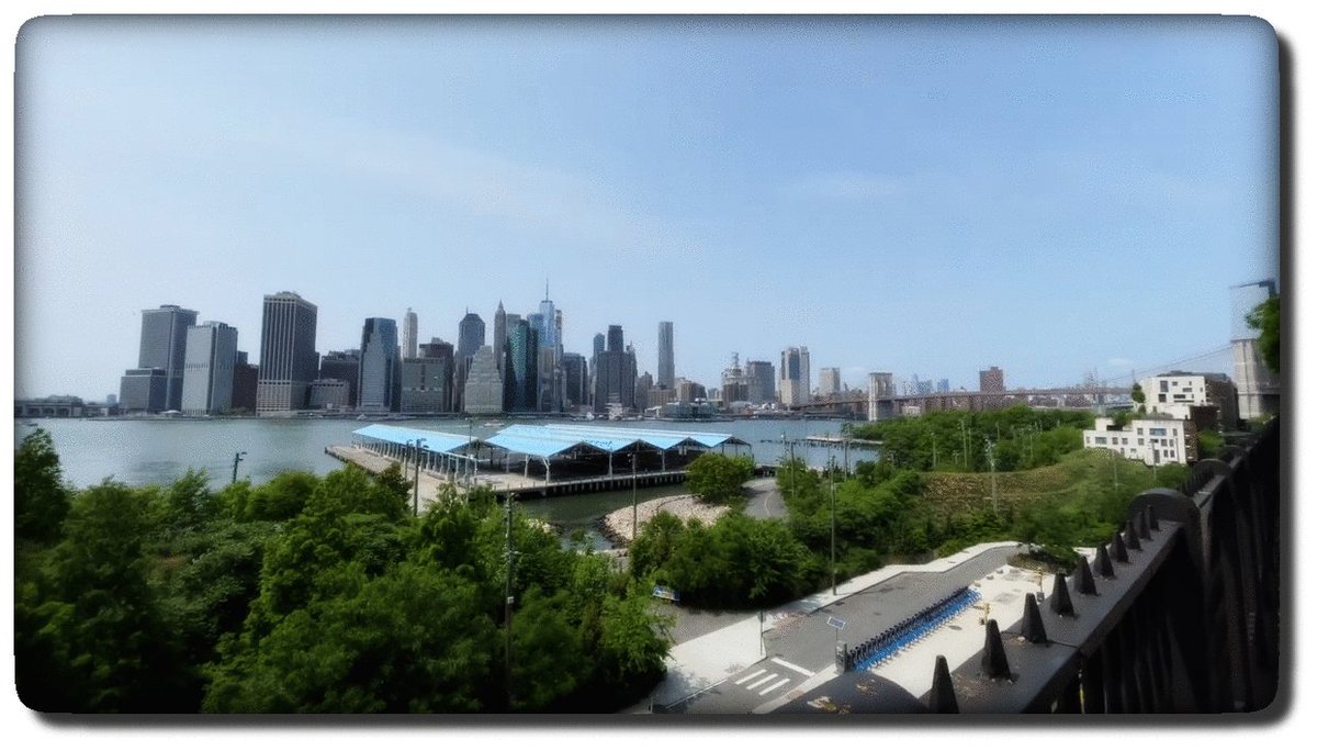 #BrooklynHeights 
#LowerManhattan #Skyline view from the #BrooklynPromenade #Brooklyn #NY