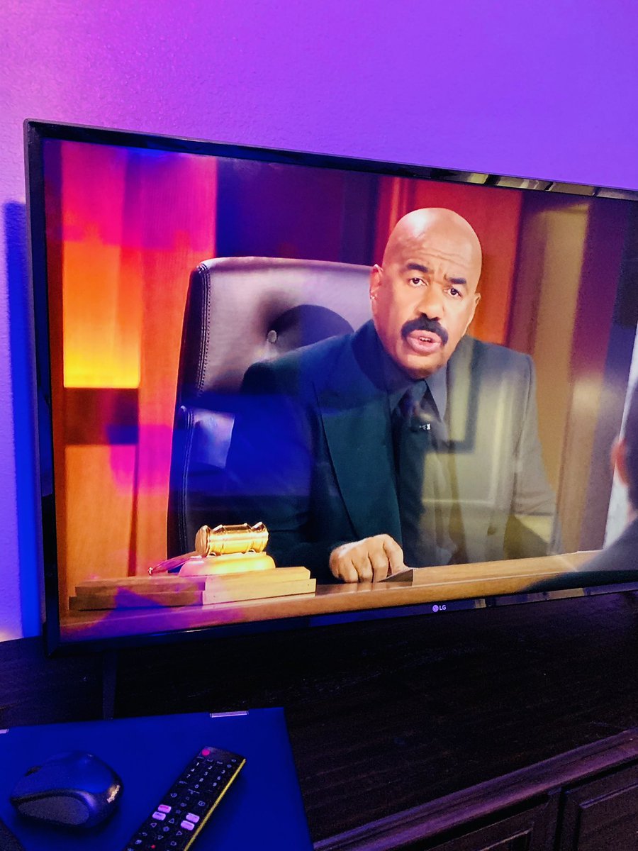 Steve Harvey Mediator! Can’t get enough of this!
#SteveHarvey