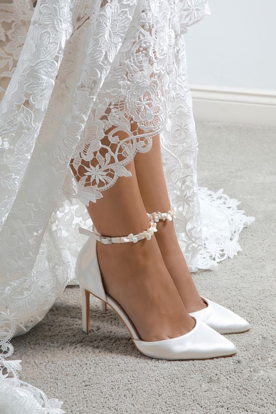 #Weddingshoes #Bridelshoes #Happywedding #wedding