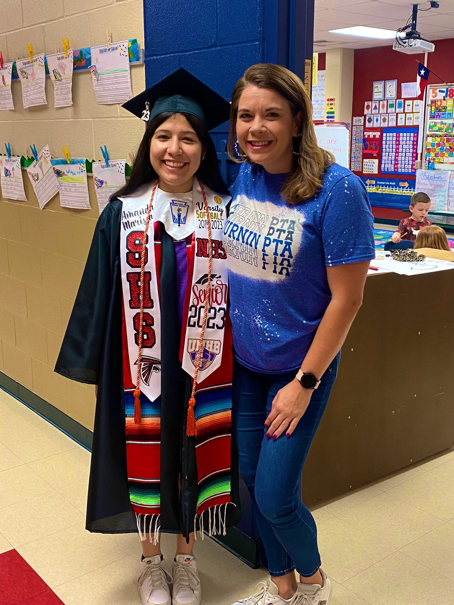 AmandaS_2023's tweet photo. Senior walk ⚓️ https://t.co/I7SJerglH4