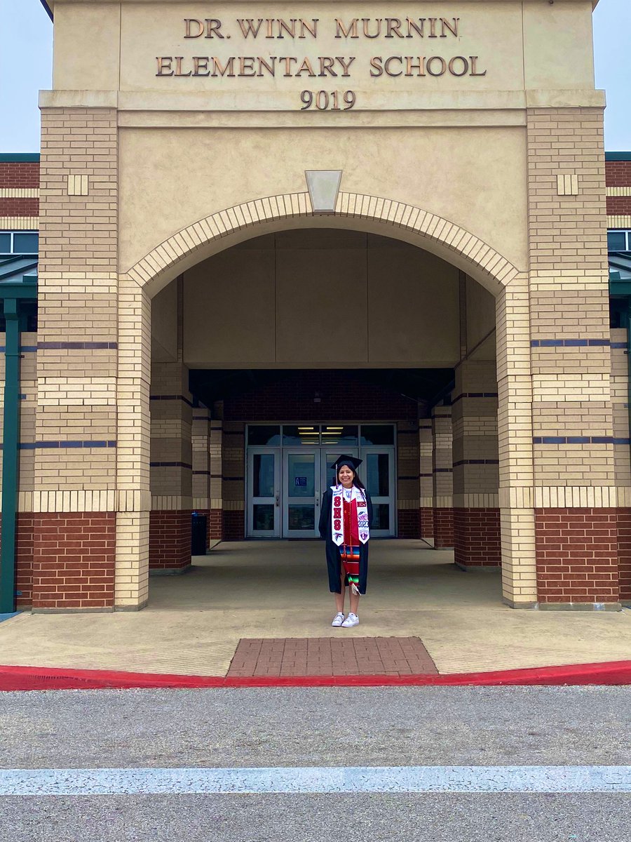 AmandaS_2023's tweet photo. Senior walk ⚓️ https://t.co/I7SJerglH4
