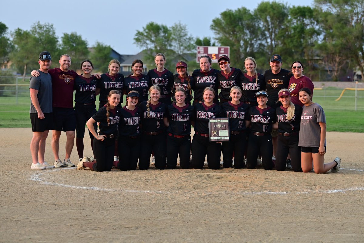 We’re going to STATE!!!

Congratulations, girls. Well earned.