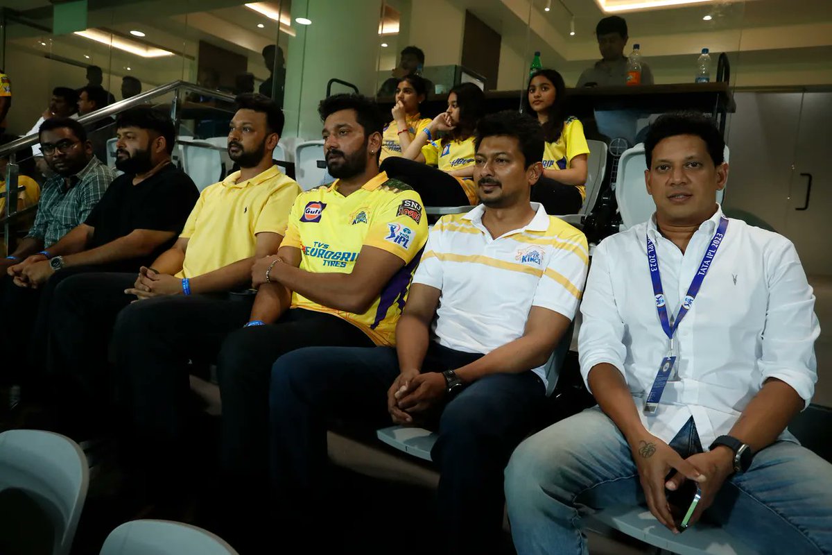 arulnithitamil's tweet image. Happy brother&apos;s day ❤️❤️❤️