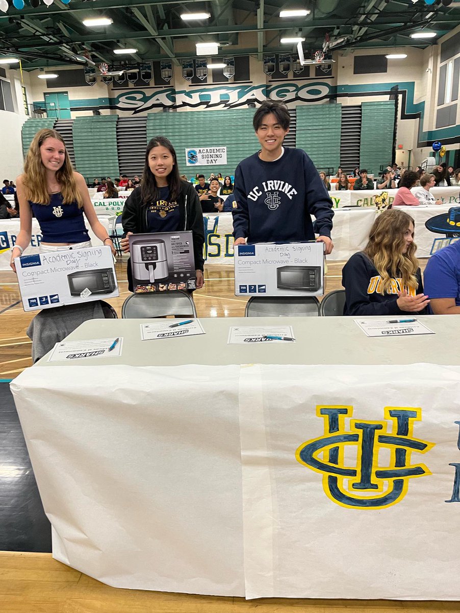 Celebrating our senior sharks with our 5th annual Academic Signing Day! #todayatshs #Classof2023