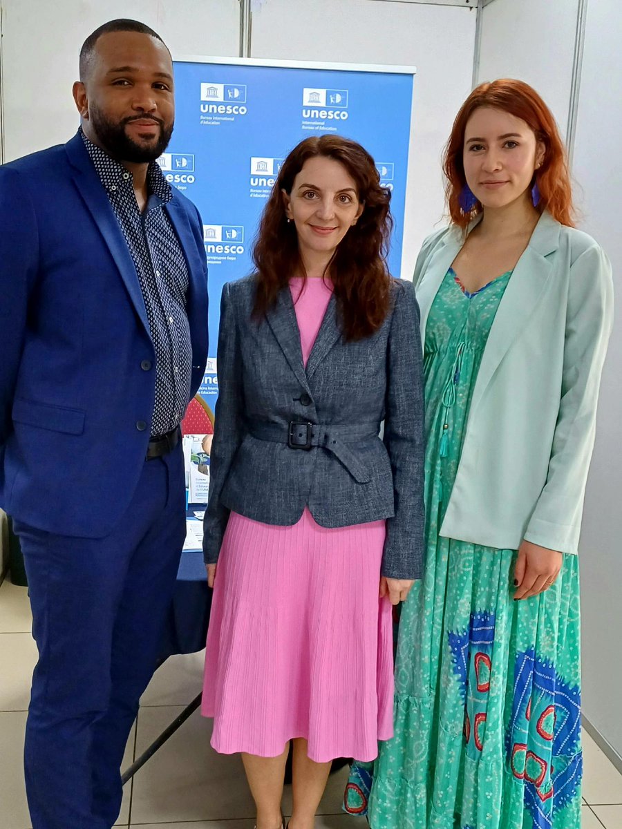 Simona Popa tweet media