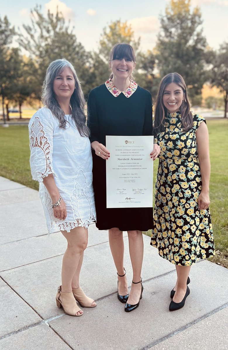Congratulations to Maribeth Armintor, THES kinder teacher, for graduating from Rice University’s Early Literacy Leadership Academy (ELLA)! She is the first teacher in Austin with this accomplishment! <a href="/THESThunderbird/">Travis Heights Elementary School</a> <a href="/AISDElementary/">@AISDElementaryProud</a> #AISDProud