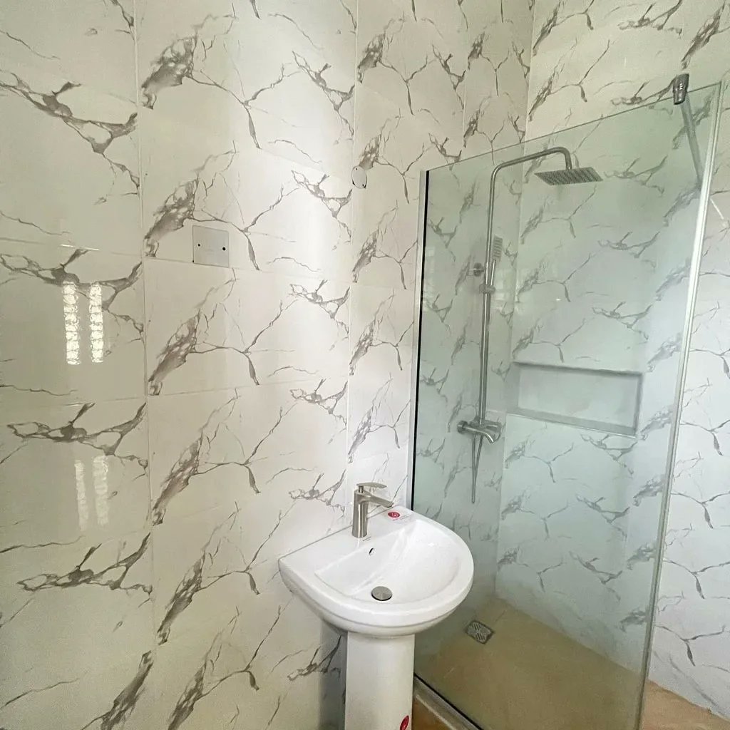 kingzodo's tweet photo. #luxury #luxuriousliving #luxuryhome #realestate #realestatenigeria #realestateinvesting #usa #nevada #london #dubai #chicago #lekki #lekkiphase1 #lekkipeninsula #ikoyi #ikoyilagos #victoriaislandlagos #waterfronthomes #swimming #swimmingpool #bigkitchen #space #spacious https://t.co/yjBKBlFC7v